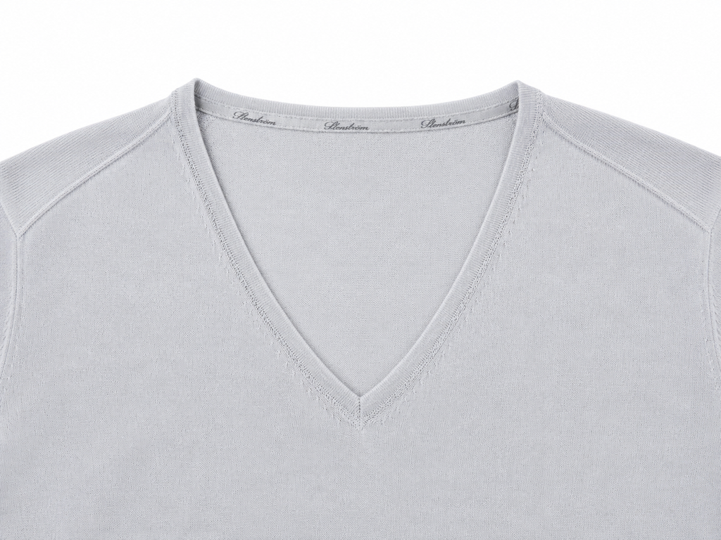 Silk & Cashmere V-Neck Jumper – Light Grey